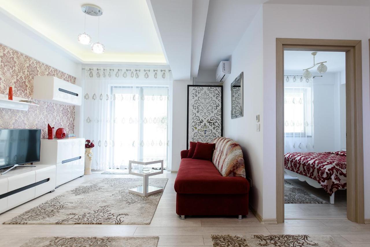 Carla'S Apartment, Airport & Train Station Shuttle Iasi Eksteriør bilde